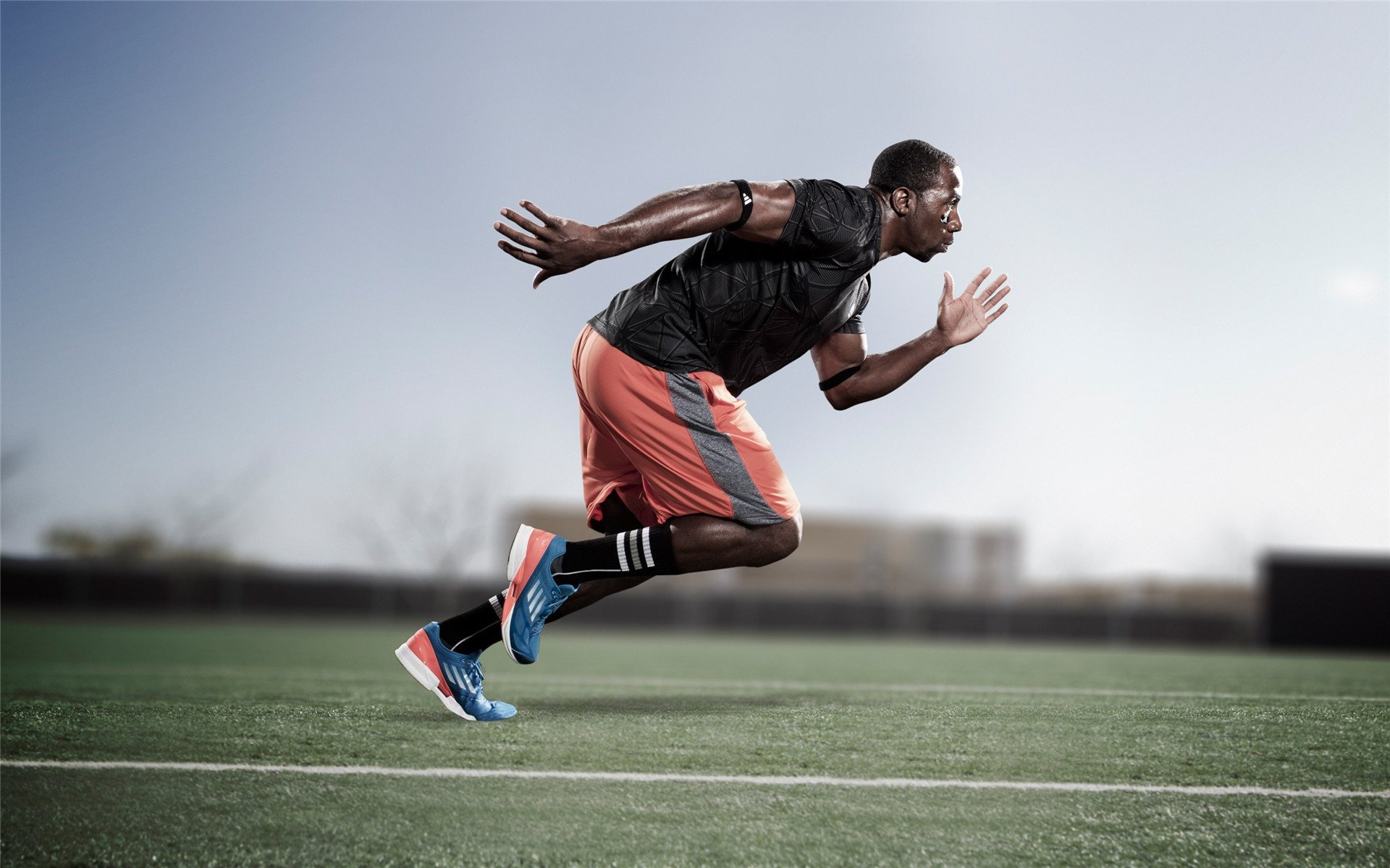 西甲国家德比之夜，当戈麦斯打爆防线，足球撕碎的不只是战术板