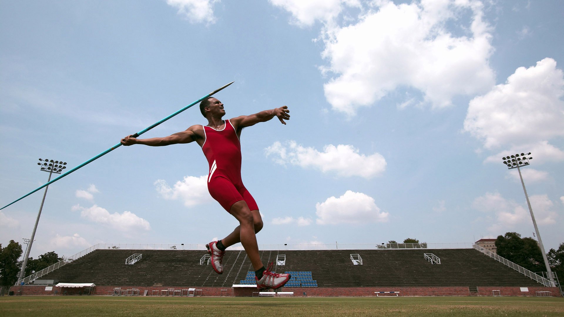 加维表现堪称教科书，佛罗伦萨狂胜比利亚雷亚尔，当战术纪律碾碎天赋流